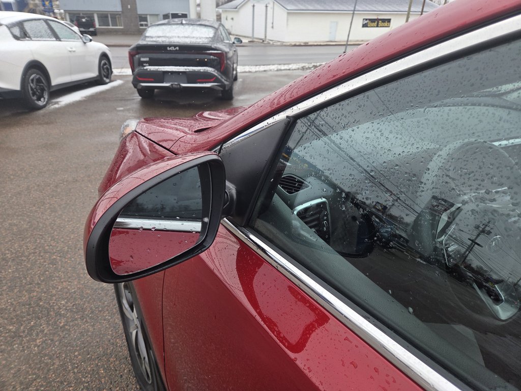 2021 Kia Sportage LX | Cam | USB | HtdSeats | Bluetooth | Keyless in Amherst, Nova Scotia - 18 - w1024h768px