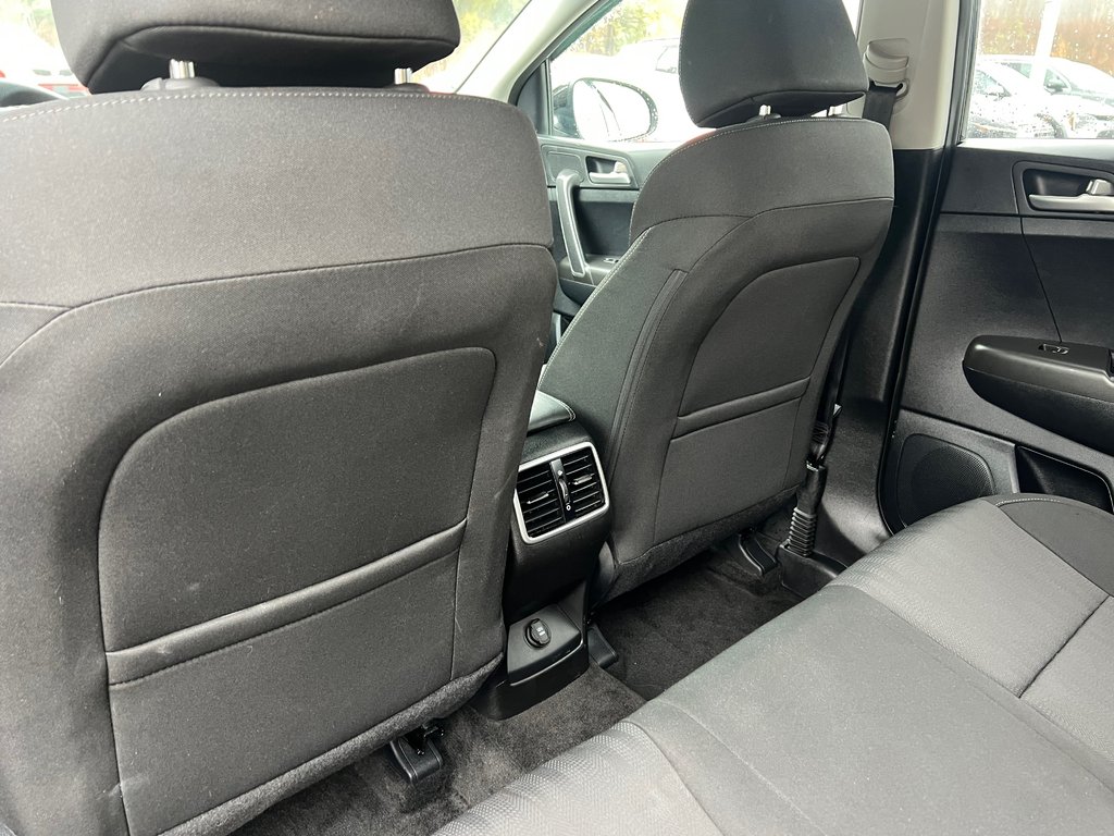 Kia Sportage LX | Cam | USB | HtdSeats | Warranty to 2026 2022 à Amherst, Nouvelle-Écosse - 48 - w1024h768px