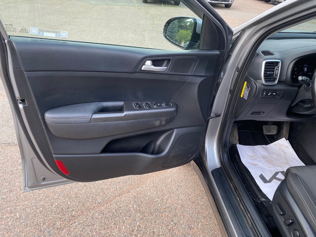 Kia Sportage EX S | SunRoof | Cam | USB | Warranty to 2027 2022 à Amherst, Nouvelle-Écosse - 30 - w1024h768px