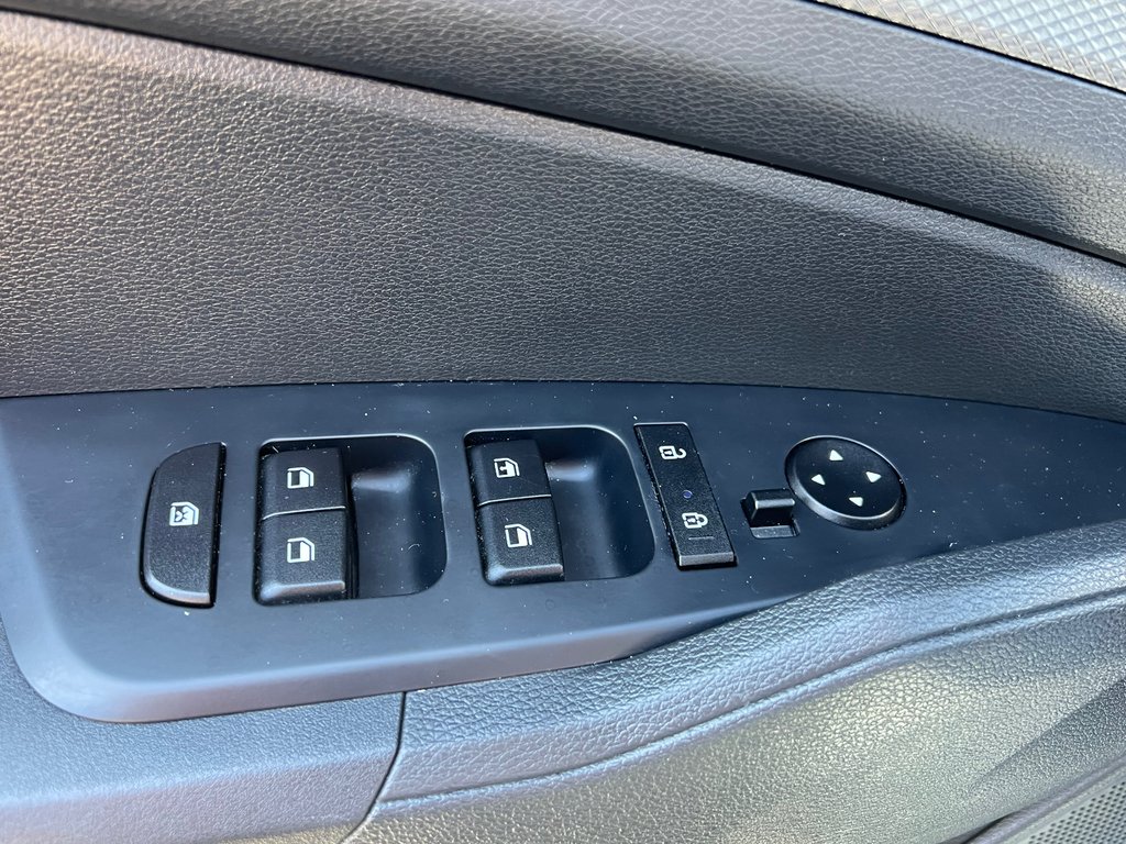 Kia Sportage LX | Cam | USB | HtdSeats | Warranty to 2028 2023 à Hebbville, Nouvelle-Écosse - 20 - w1024h768px