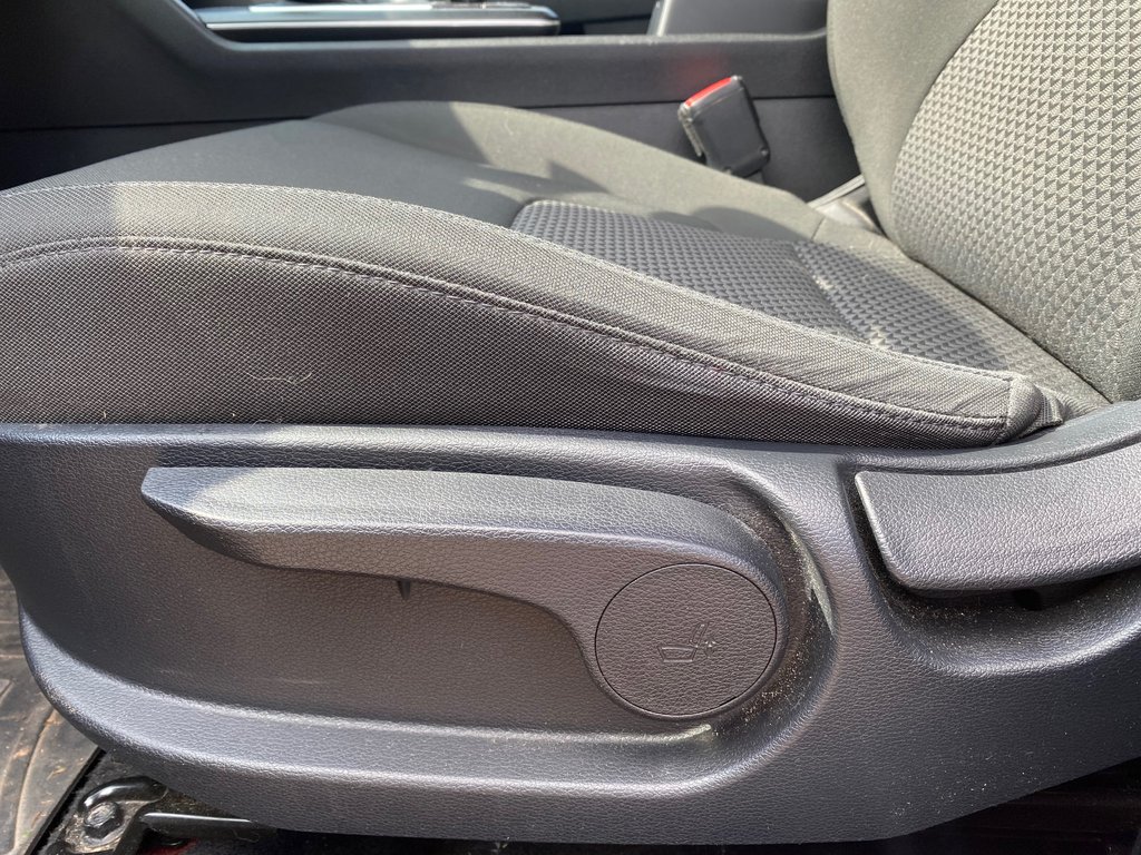 2023 Kia Sportage LX in Amherst, Nova Scotia - 27 - w1024h768px