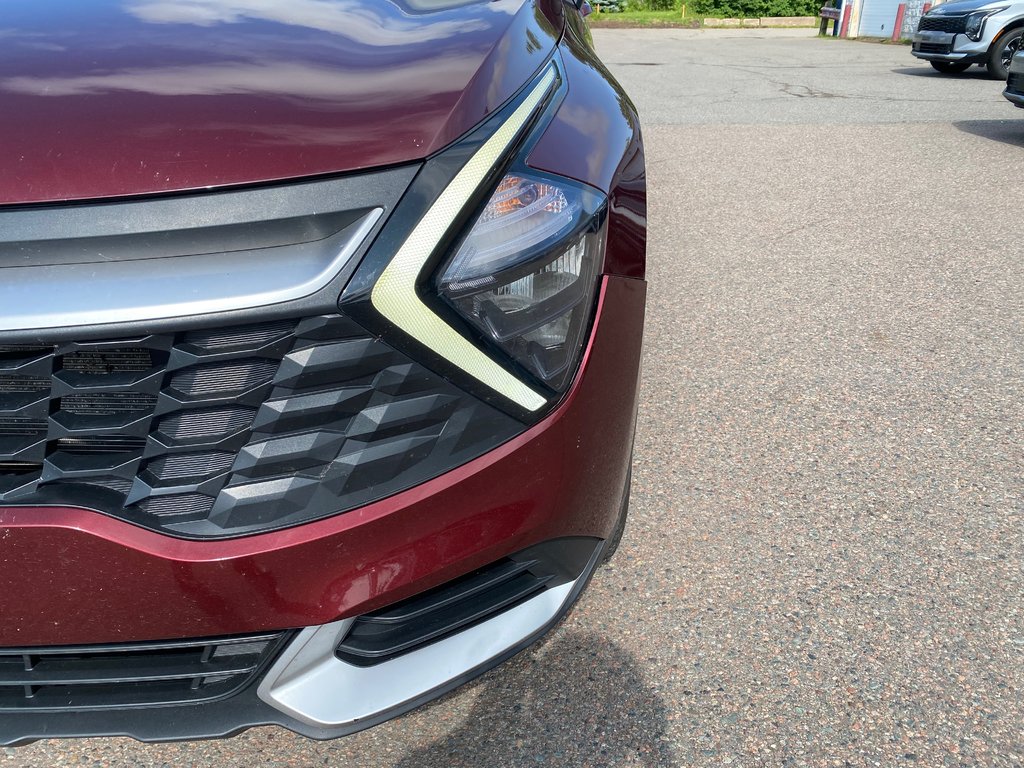 2023 Kia Sportage LX in Amherst, Nova Scotia - 15 - w1024h768px