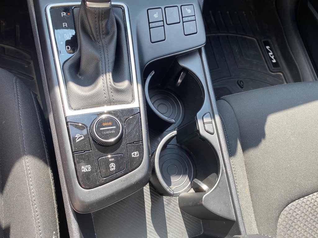 2023 Kia Sportage LX in Amherst, Nova Scotia - 38 - w1024h768px