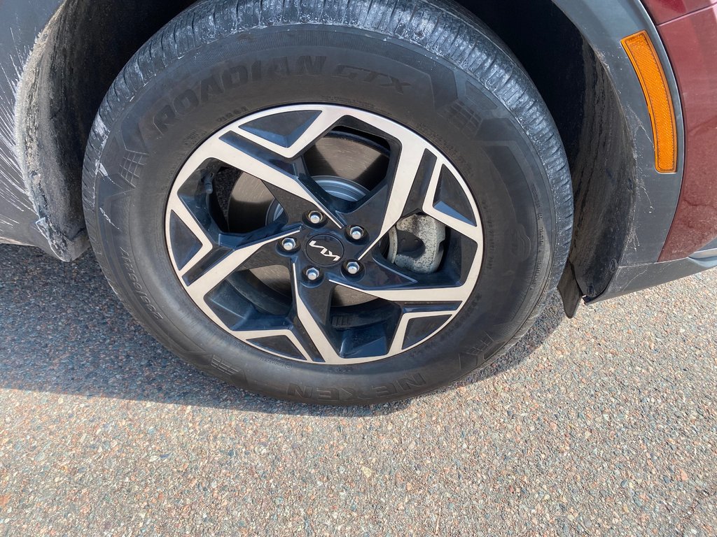 2023 Kia Sportage LX in Amherst, Nova Scotia - 19 - w1024h768px