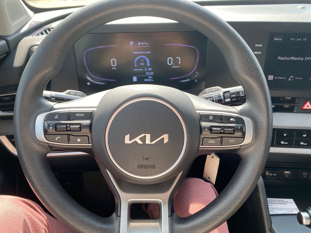 2023 Kia Sportage LX in Amherst, Nova Scotia - 30 - w1024h768px