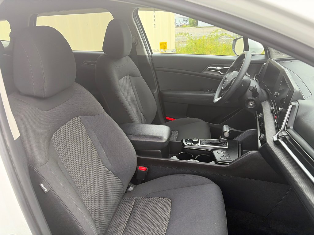 Kia SPORTAGE LX | Cam | USB | HtdSeats | Bluetooth | Keyless 2023 à Amherst, Nouvelle-Écosse - 29 - w1024h768px