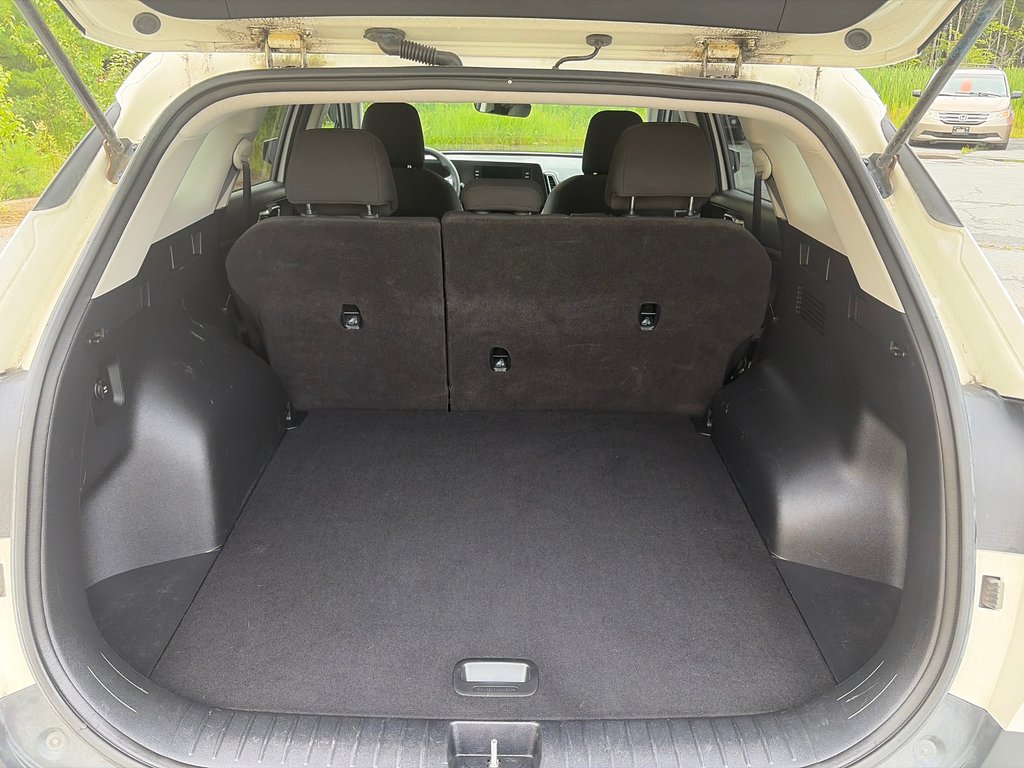 Kia SPORTAGE LX | Cam | USB | HtdSeats | Bluetooth | Keyless 2023 à Amherst, Nouvelle-Écosse - 32 - w1024h768px