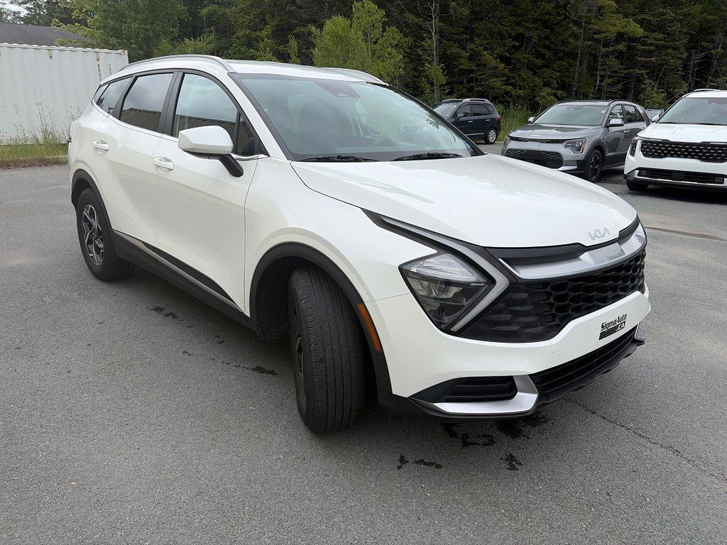 2024 Kia Sportage LX | Cam | USB | HtdSeats | Warranty to 2030 in Amherst, Nova Scotia - 11 - w1024h768px