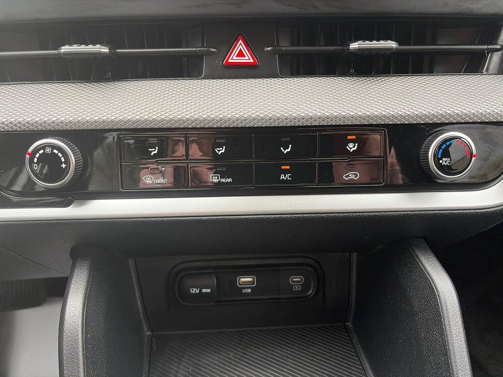 2024 Kia Sportage LX | Cam | USB | HtdSeats | Warranty to 2030 in Amherst, Nova Scotia - 32 - w1024h768px