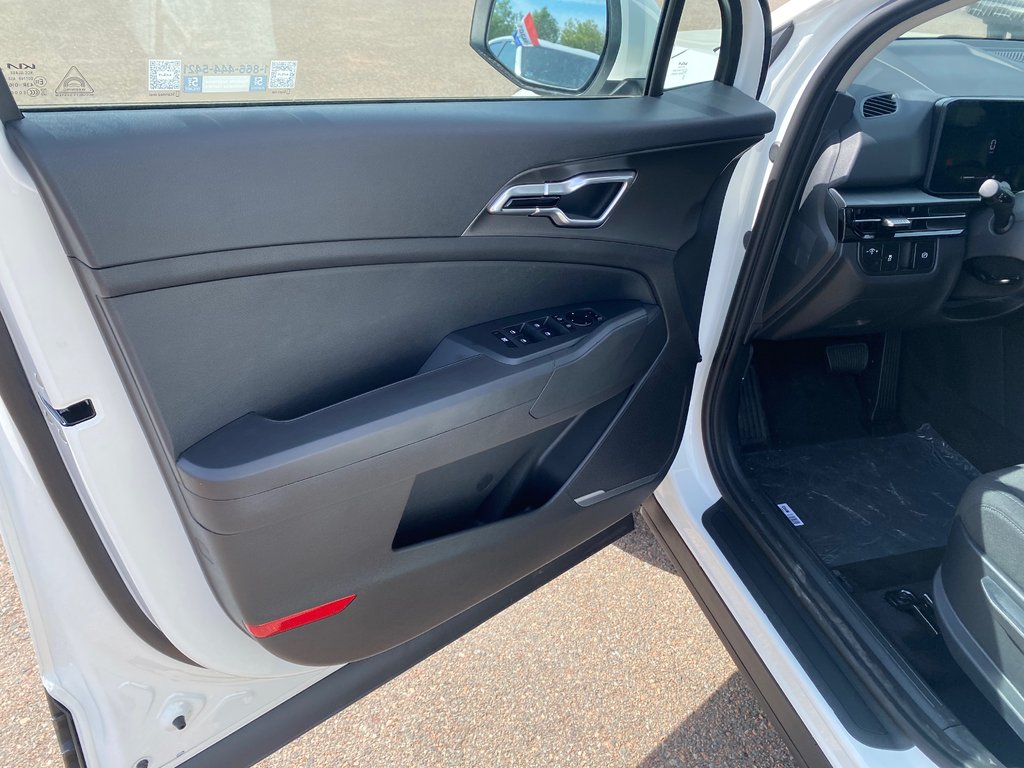2026 Kia Sportage LX | Cam | USB | HtdSeats | Warranty to 2031 in Amherst, Nova Scotia - 29 - w1024h768px