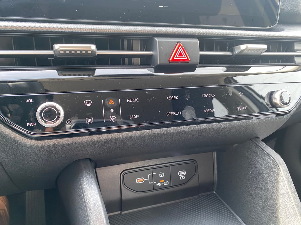 2026 Kia Sportage LX | Cam | USB | HtdSeats | Warranty to 2031 in Amherst, Nova Scotia - 39 - w1024h768px