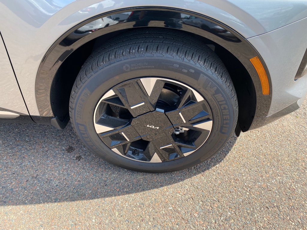 2026 Kia Sportage EX Premium | Leather | Roof | Warranty to 2031 in Amherst, Nova Scotia - 9 - w1024h768px