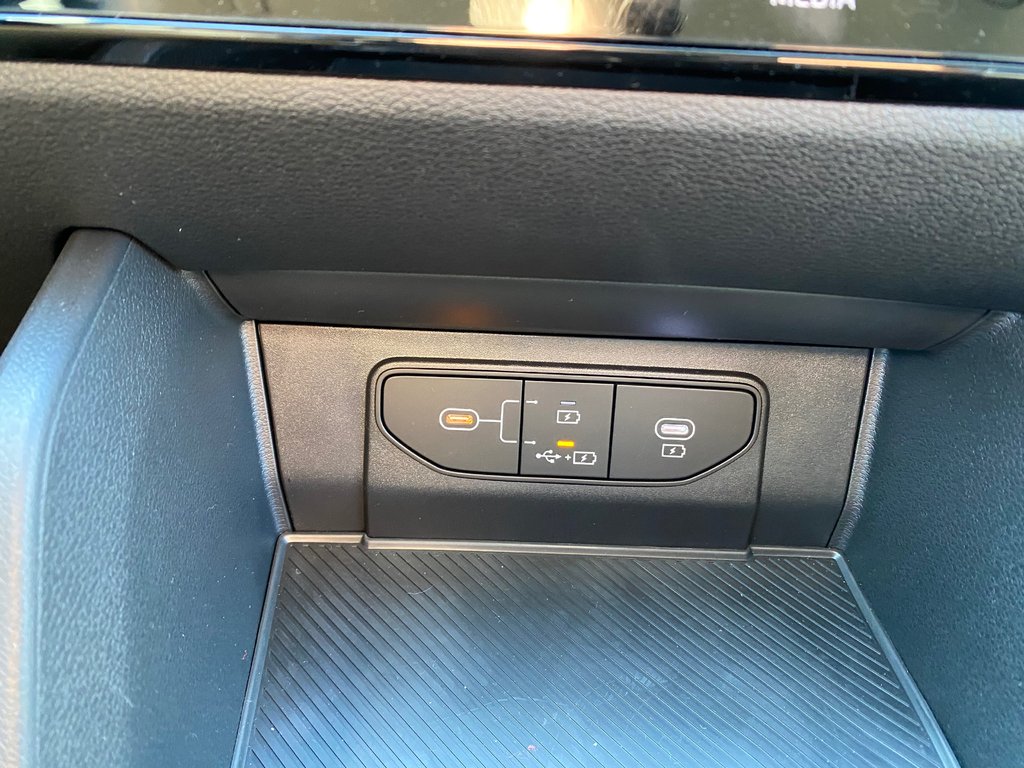 2026 Kia Sportage LX in Hebbville, Nova Scotia - 27 - w1024h768px