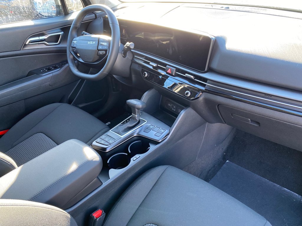 2026 Kia Sportage LX in Hebbville, Nova Scotia - 51 - w1024h768px