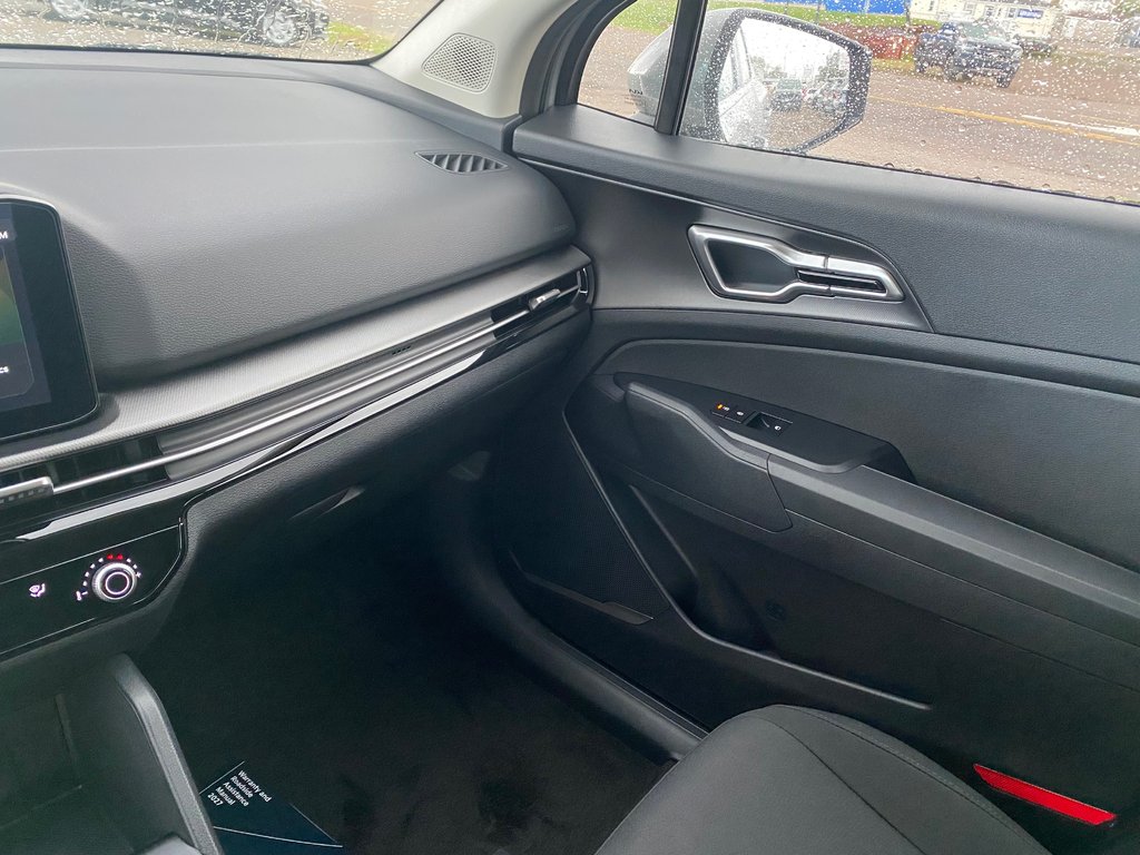 2026 Kia Sportage LX | Cam | USB | HtdSeats | Warranty to 2031 in Amherst, Nova Scotia - 47 - w1024h768px