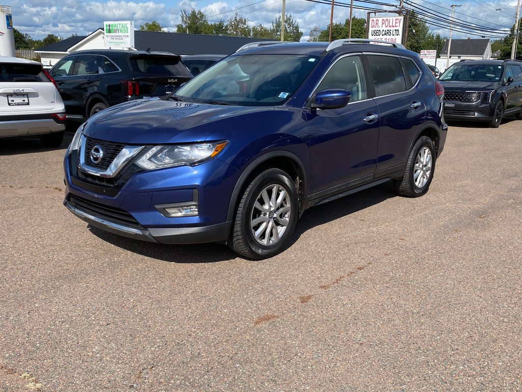 2017 Nissan ROGUE SV | SunRoof | Cam | USB | Bluetooth | Keyless in Amherst, Nova Scotia - 3 - w1024h768px