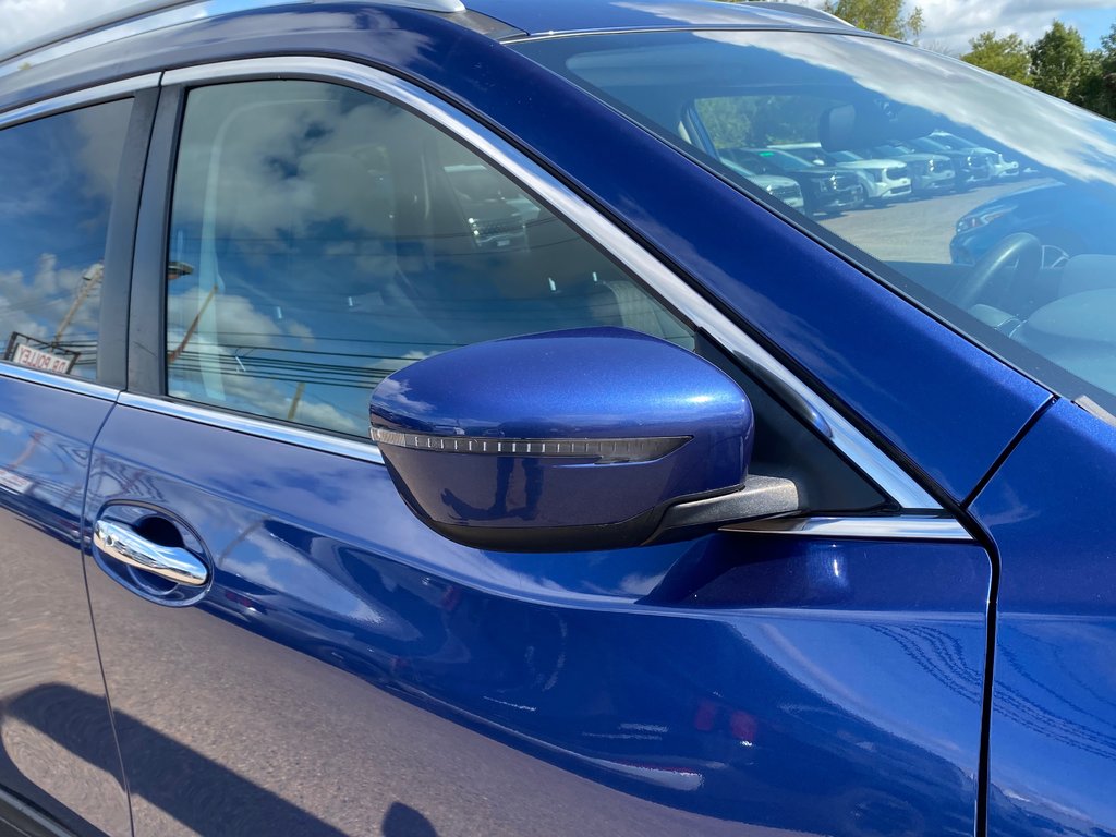 2017 Nissan ROGUE SV | SunRoof | Cam | USB | Bluetooth | Keyless in Amherst, Nova Scotia - 10 - w1024h768px