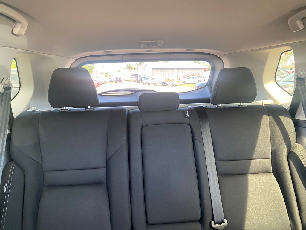 Nissan ROGUE S | Cam | USB | HtdSeats | Warranty to 2027 2024 à Hebbville, Nouvelle-Écosse - 50 - w1024h768px