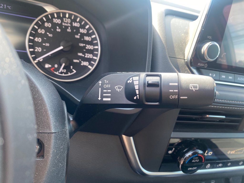 Nissan ROGUE S | Cam | USB | HtdSeats | Warranty to 2027 2024 à Hebbville, Nouvelle-Écosse - 24 - w1024h768px