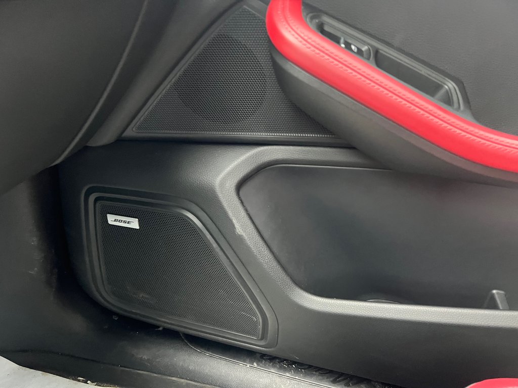 2025 Porsche Macan Base | Leather | SunRoof | Nav | Warranty to 2029 in Amherst, Nova Scotia - 28 - w1024h768px