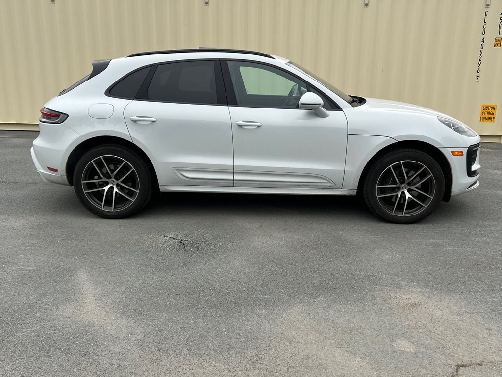2025 Porsche Macan Base | Leather | SunRoof | Nav | Warranty to 2029 in Amherst, Nova Scotia - 2 - w1024h768px