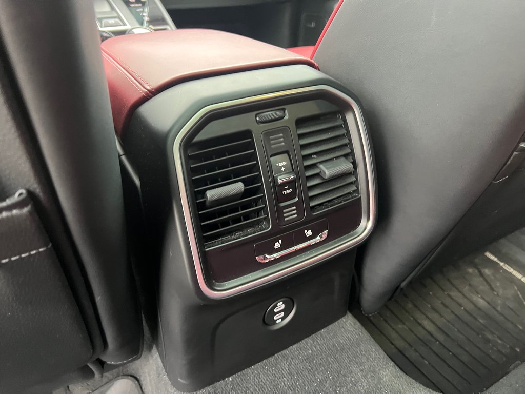 2025 Porsche Macan Base | Leather | SunRoof | Nav | Warranty to 2029 in Amherst, Nova Scotia - 41 - w1024h768px