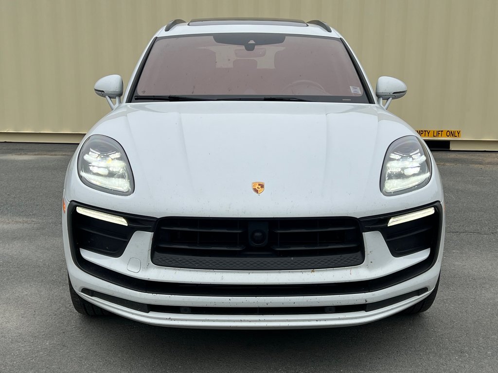 2025 Porsche Macan Base | Leather | SunRoof | Nav | Warranty to 2029 in Amherst, Nova Scotia - 8 - w1024h768px