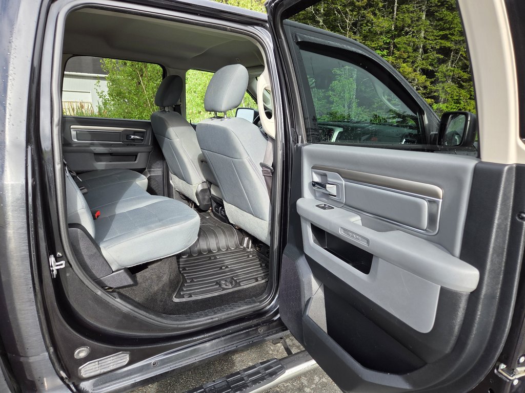 2017 Ram 1500 Outdoorsman | Cam | USB | XM | Bluetooth | TowPkg in Amherst, Nova Scotia - 51 - w1024h768px
