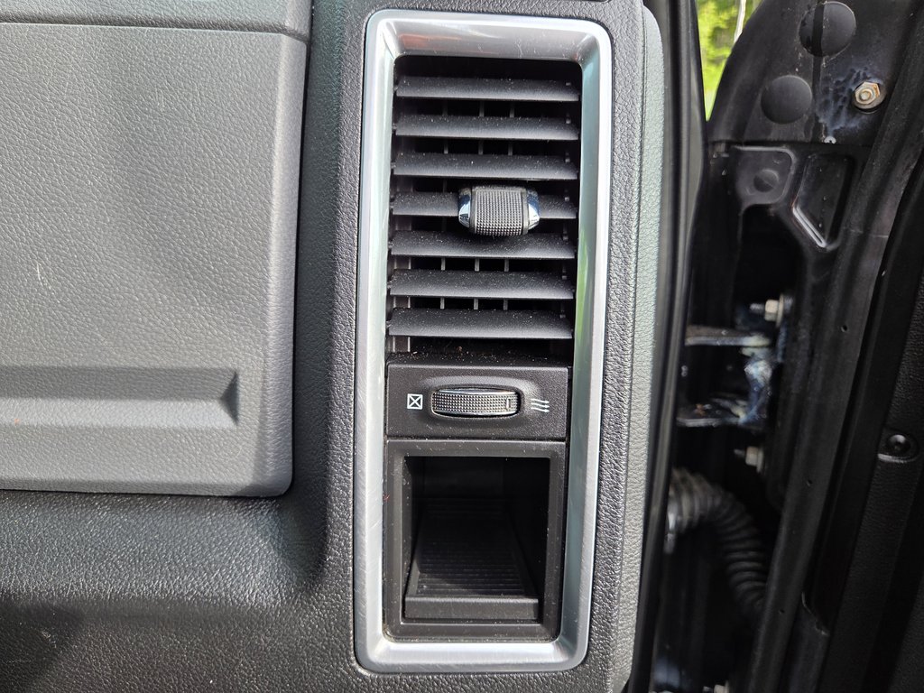2017 Ram 1500 Outdoorsman | Cam | USB | XM | Bluetooth | TowPkg in Amherst, Nova Scotia - 37 - w1024h768px
