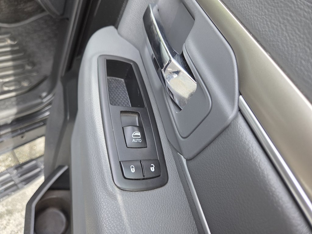 2017 Ram 1500 Outdoorsman | Cam | USB | XM | Bluetooth | TowPkg in Amherst, Nova Scotia - 32 - w1024h768px