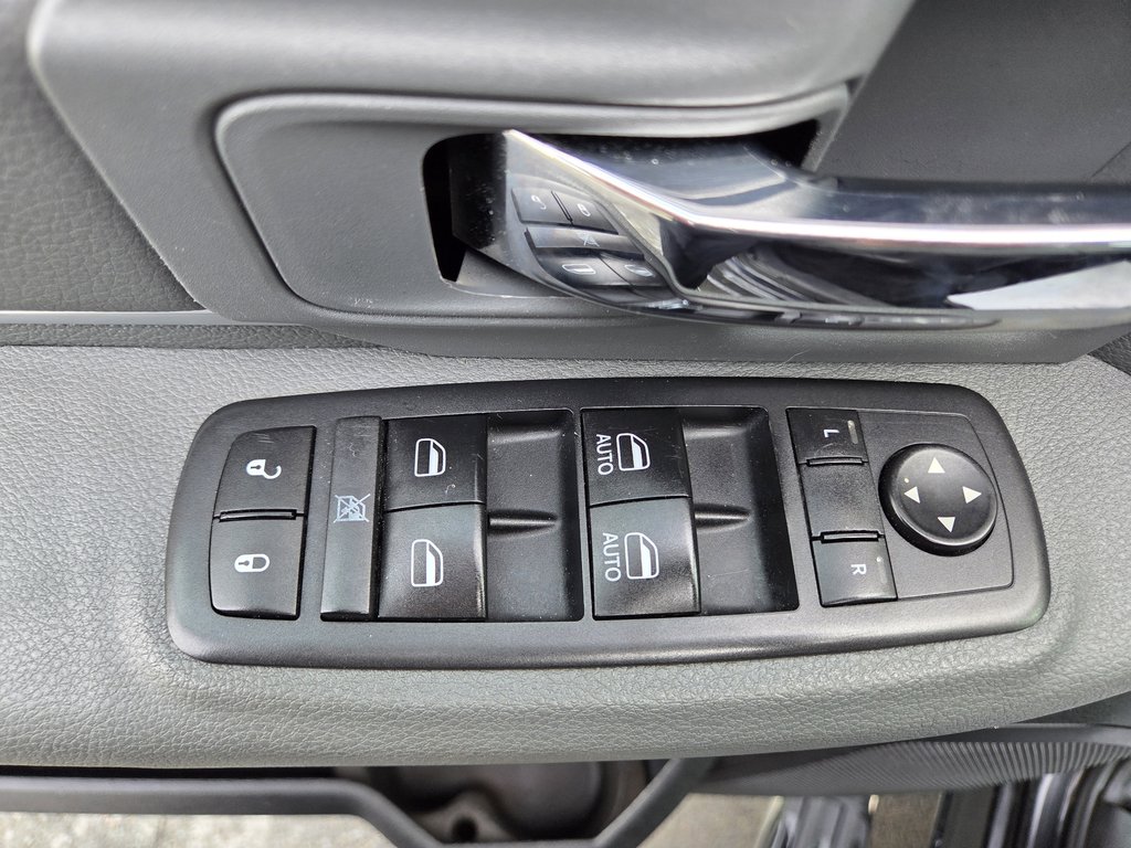 2017 Ram 1500 Outdoorsman | Cam | USB | XM | Bluetooth | TowPkg in Amherst, Nova Scotia - 41 - w1024h768px