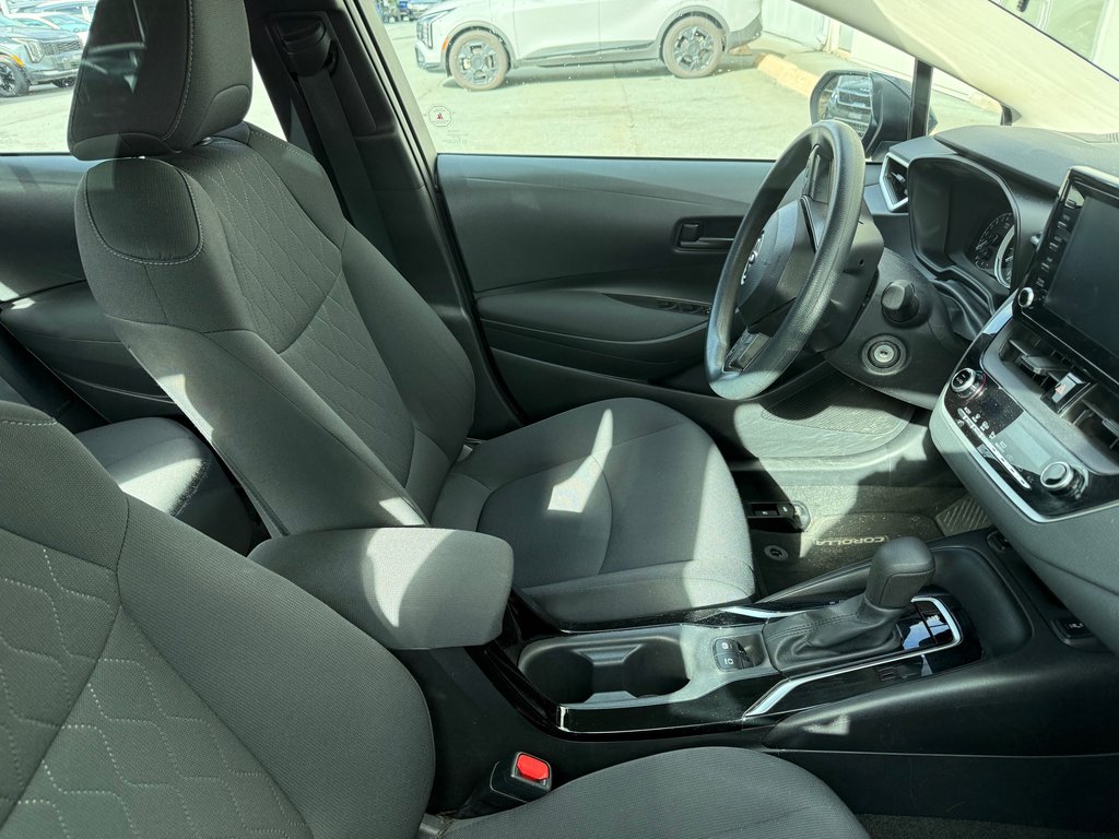 Toyota Corolla LE | Cam | USB | HtdSeats | Bluetooth | Keyless 2022 à Hebbville, Nouvelle-Écosse - 30 - w1024h768px