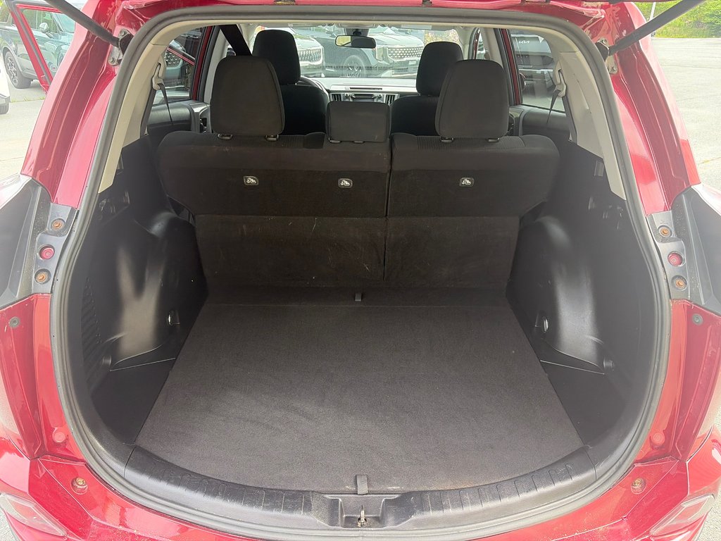 2018 Toyota RAV4 LE l Cam l HtdSeats l USB l Cruise | Bluetooth in Amherst, Nova Scotia - 16 - w1024h768px