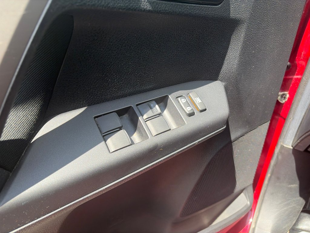 2018 Toyota RAV4 LE l Cam l HtdSeats l USB l Cruise | Bluetooth in Amherst, Nova Scotia - 37 - w1024h768px