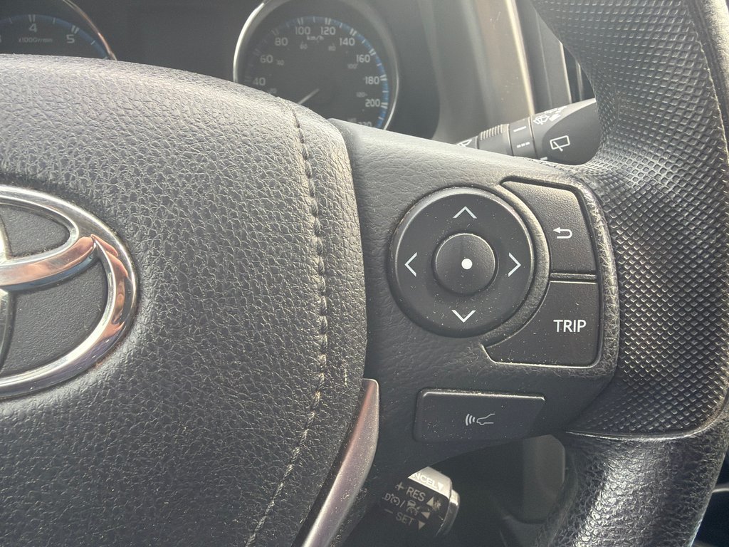 2018 Toyota RAV4 LE l Cam l HtdSeats l USB l Cruise | Bluetooth in Amherst, Nova Scotia - 24 - w1024h768px