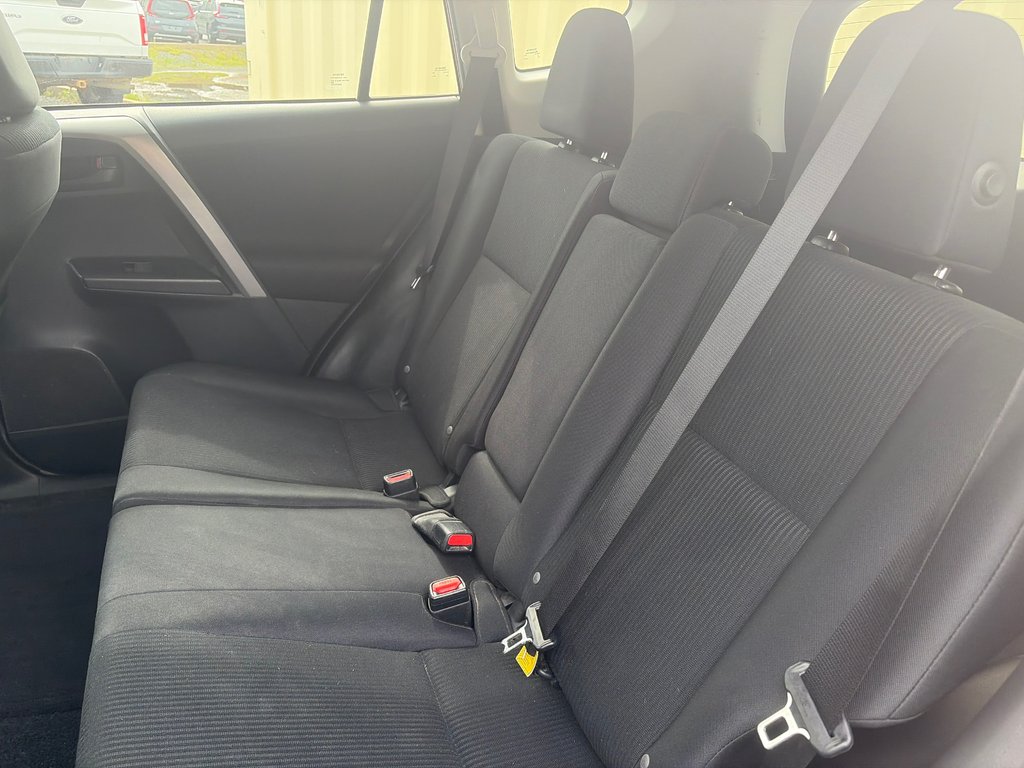 2018 Toyota RAV4 LE l Cam l HtdSeats l USB l Cruise | Bluetooth in Amherst, Nova Scotia - 15 - w1024h768px