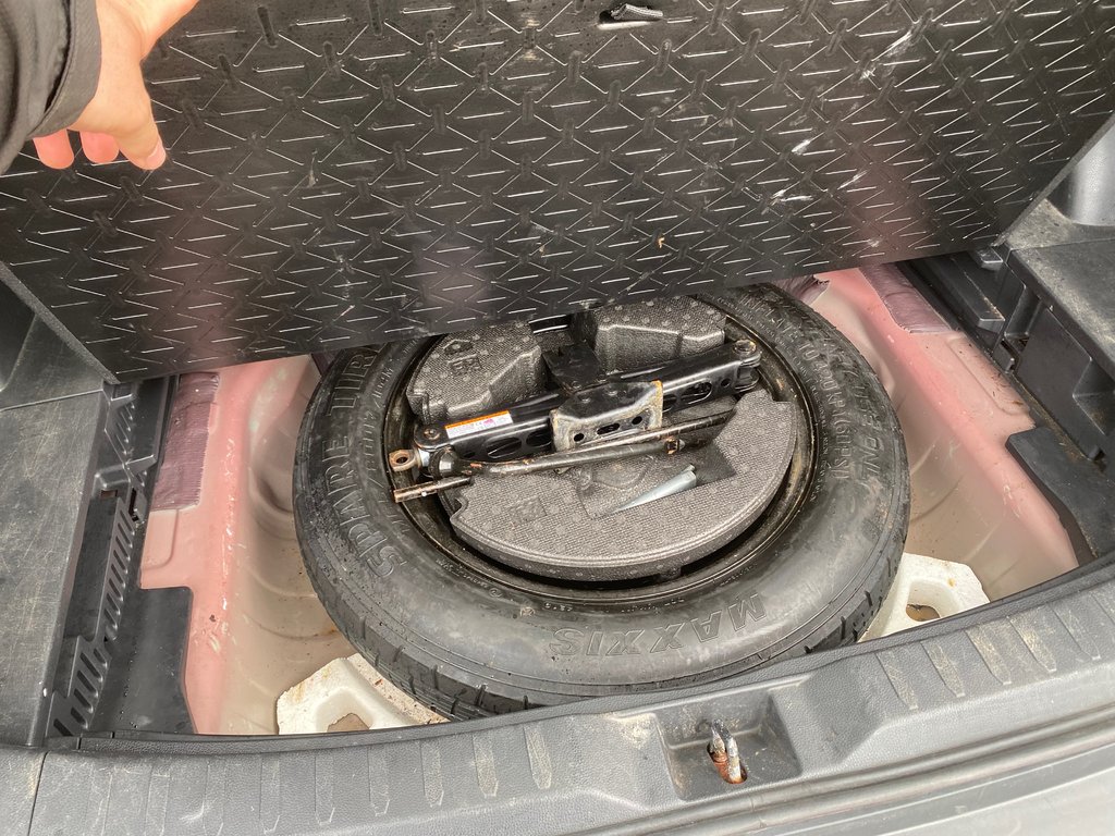 2020 Toyota RAV4 LE | Cam | USB | HtdSeats | Bluetooth | Keyless in Amherst, Nova Scotia - 41 - w1024h768px