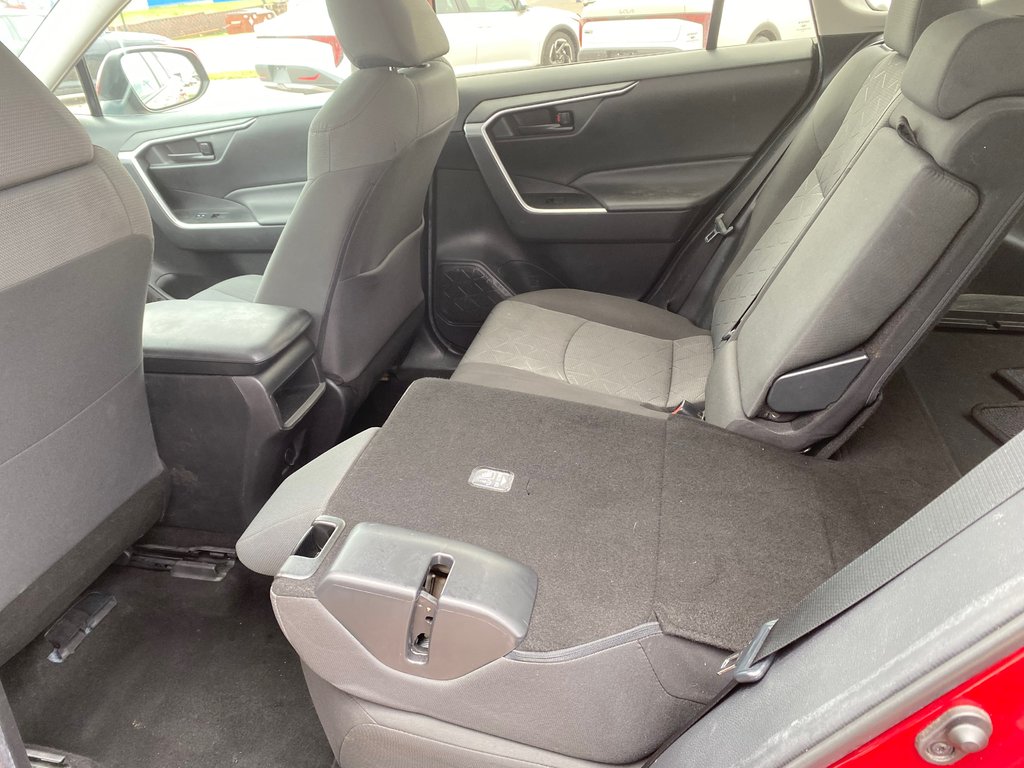 2020 Toyota RAV4 LE | Cam | USB | HtdSeats | Bluetooth | Keyless in Amherst, Nova Scotia - 40 - w1024h768px