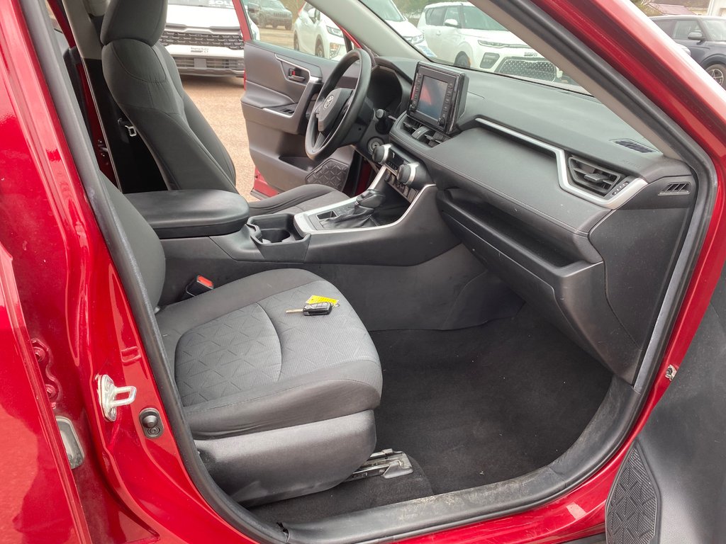 2020 Toyota RAV4 LE | Cam | USB | HtdSeats | Bluetooth | Keyless in Amherst, Nova Scotia - 51 - w1024h768px