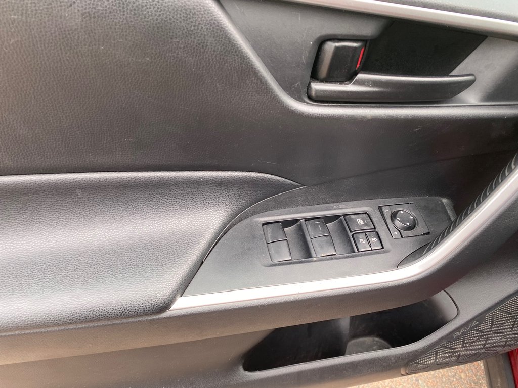 2020 Toyota RAV4 LE | Cam | USB | HtdSeats | Bluetooth | Keyless in Amherst, Nova Scotia - 20 - w1024h768px