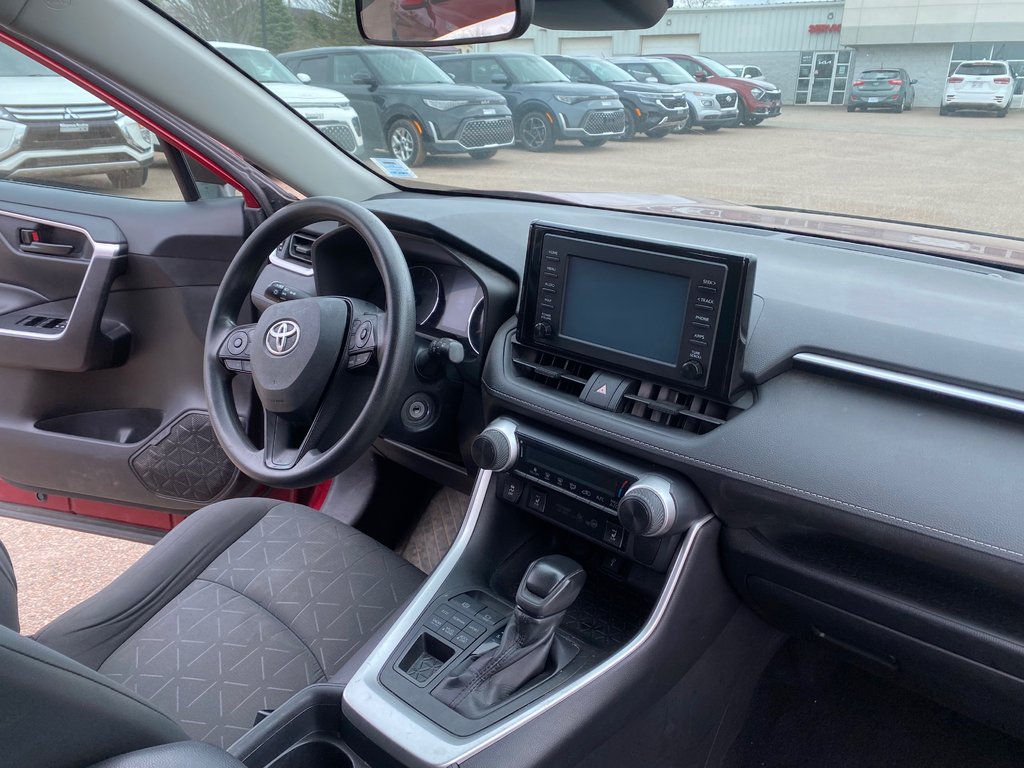 2020 Toyota RAV4 LE | Cam | USB | HtdSeats | Bluetooth | Keyless in Amherst, Nova Scotia - 52 - w1024h768px