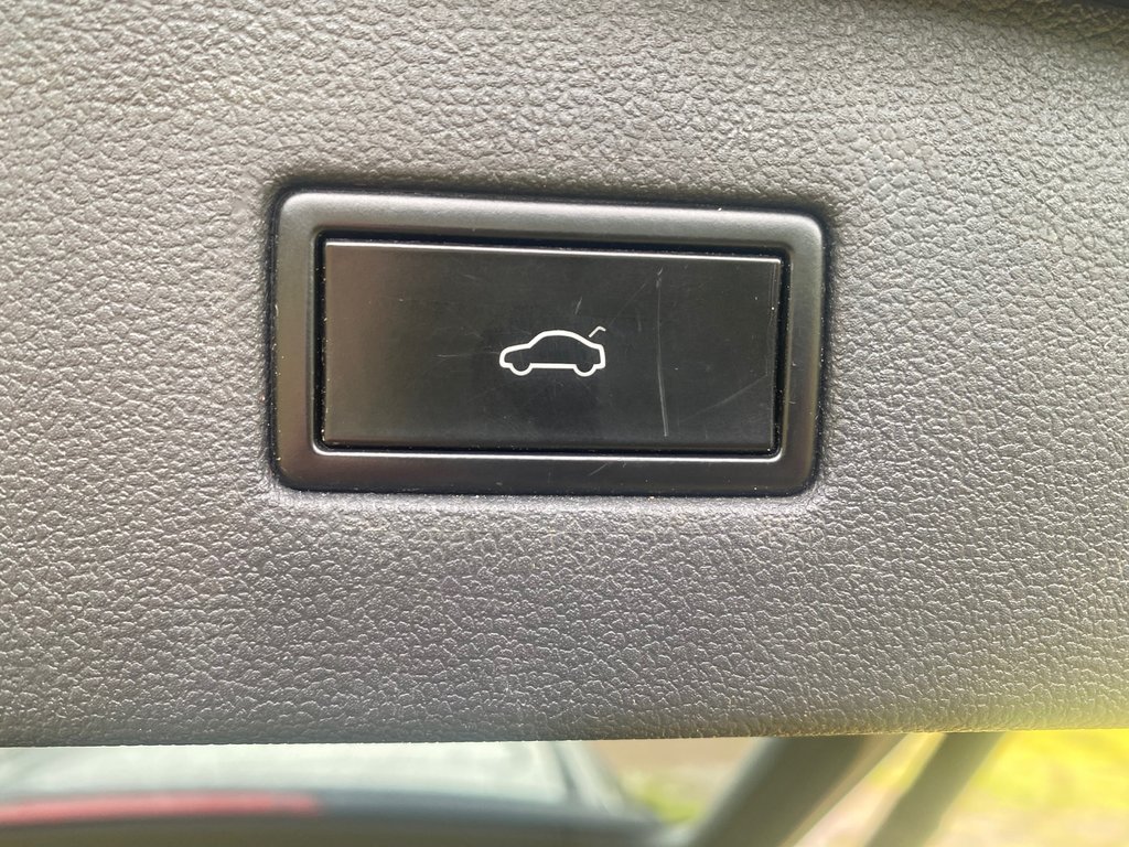 Volkswagen Tiguan Comfortline | Leather | Cam | USB | XM | Bluetooth 2019 à Amherst, Nouvelle-Écosse - 19 - w1024h768px