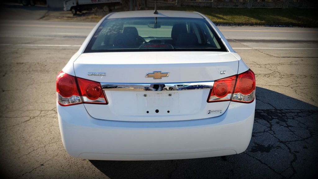 2012 Chevrolet Cruze in Gaspé, Quebec - 7 - w1024h768px