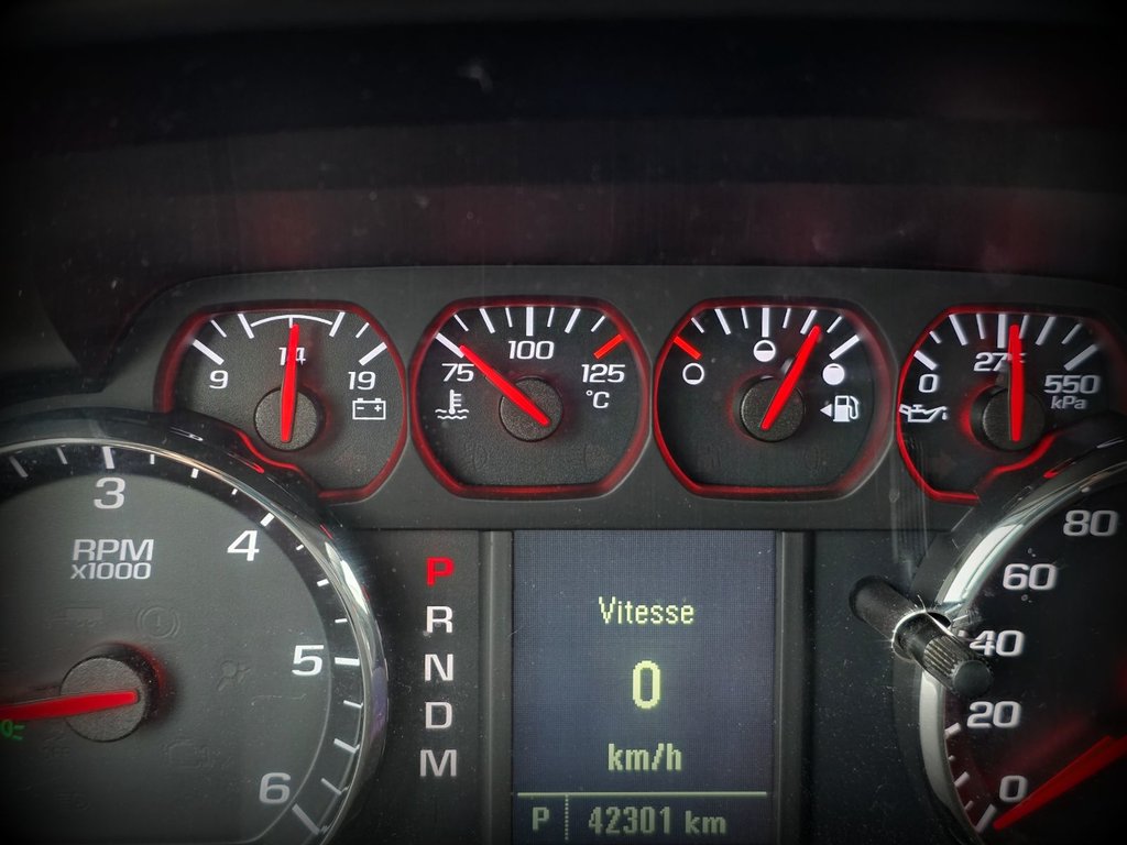 Chevrolet Silverado 1500  2016 à Gaspé, Québec - 12 - w1024h768px