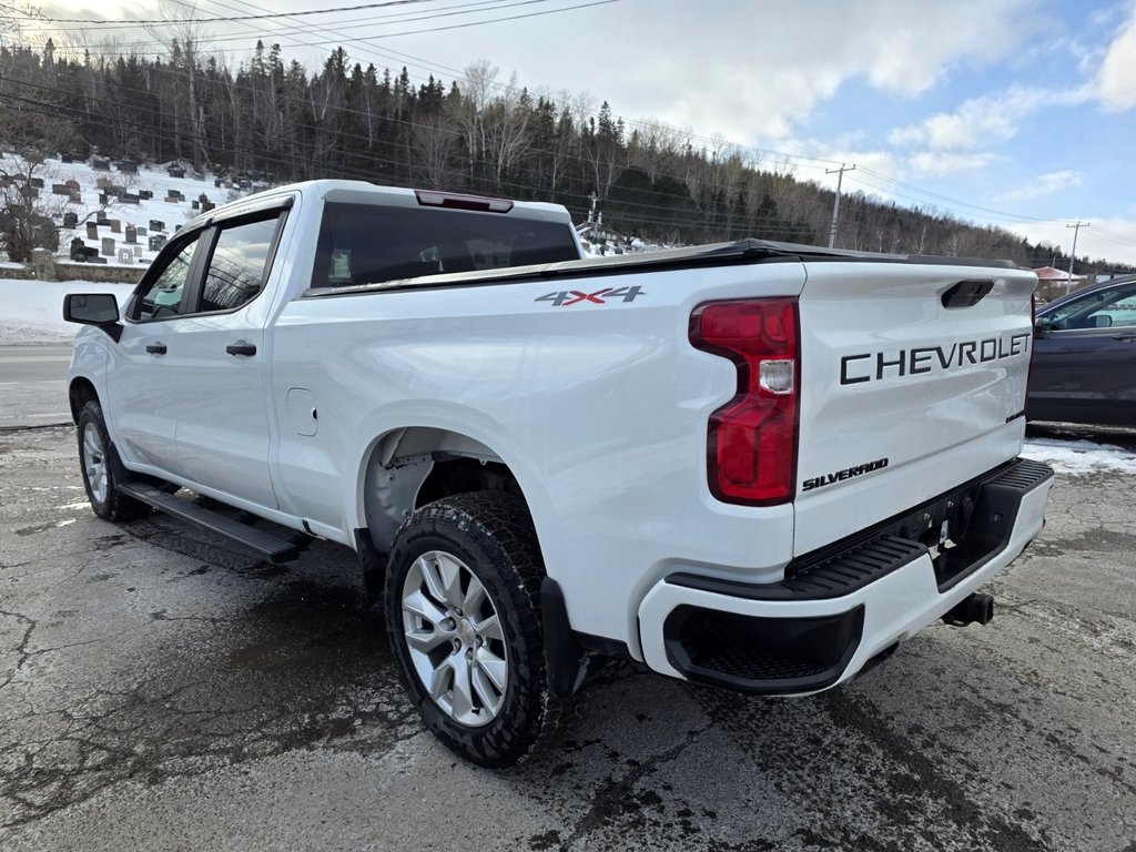 Chevrolet Silverado 1500  2021 à Gaspé, Québec - 8 - w1024h768px