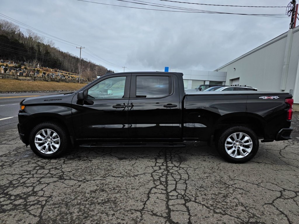 Chevrolet Silverado 1500  2021 à Gaspé, Québec - 9 - w1024h768px