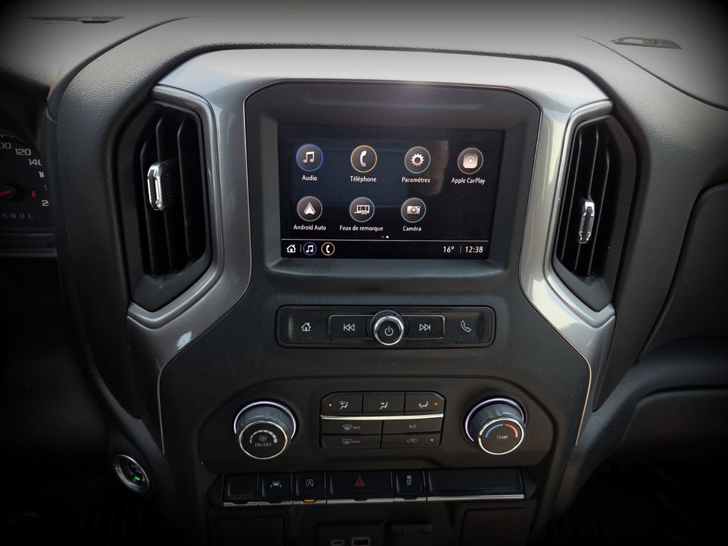 Chevrolet Silverado 1500  2022 à Gaspé, Québec - 17 - w1024h768px