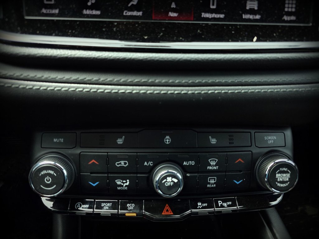 Dodge Durango  2021 à Gaspé, Québec - 16 - w1024h768px