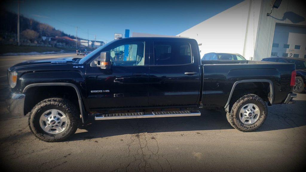 GMC Sierra 2500HD  2019 à Gaspé, Québec - 11 - w1024h768px