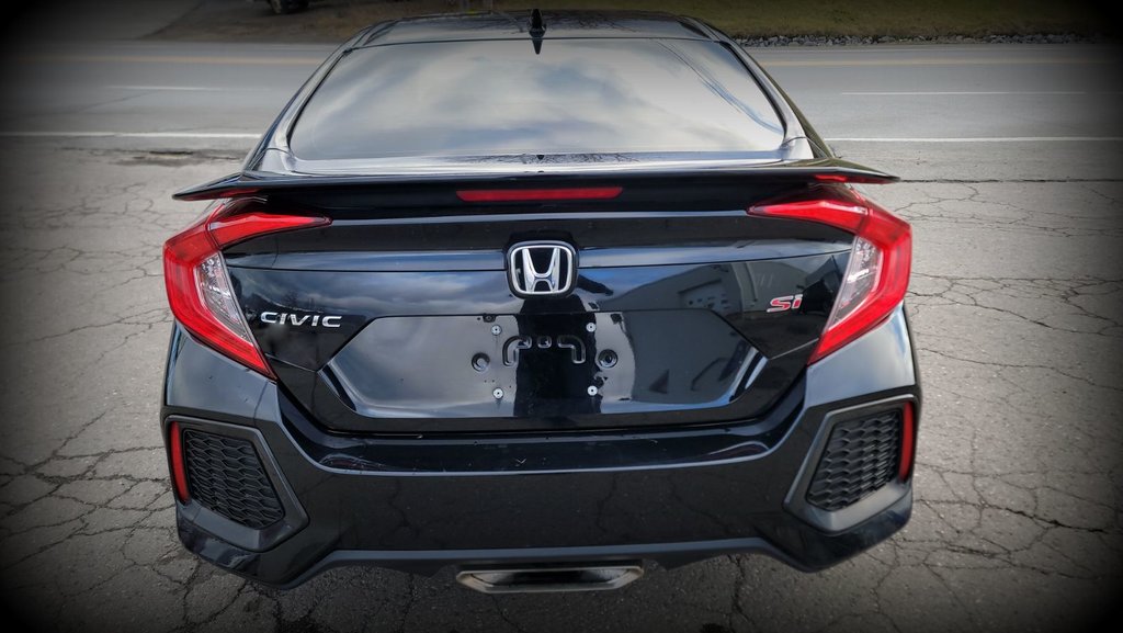 2019 Honda Civic SI sedan in Gaspé, Quebec - 8 - w1024h768px